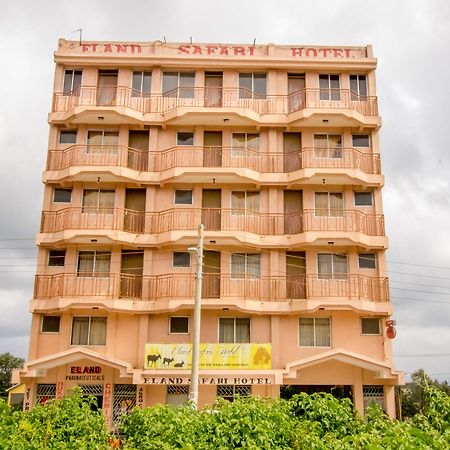 Eland Safari Hotel Nyeri Exterior foto